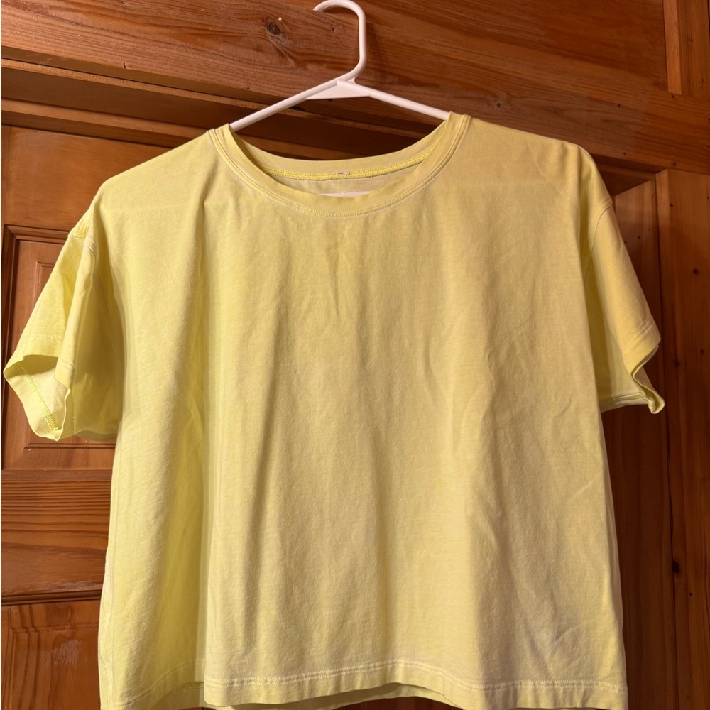 lululemon Cates Tee Sublimado Pigment Dye Highlight Yellow